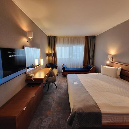 Hotel Wyndham Cluj Zewnętrze zdjęcie