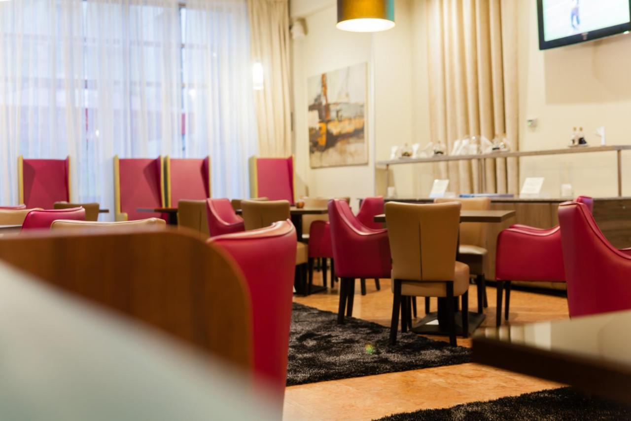 Hotel Wyndham Cluj Zewnętrze zdjęcie