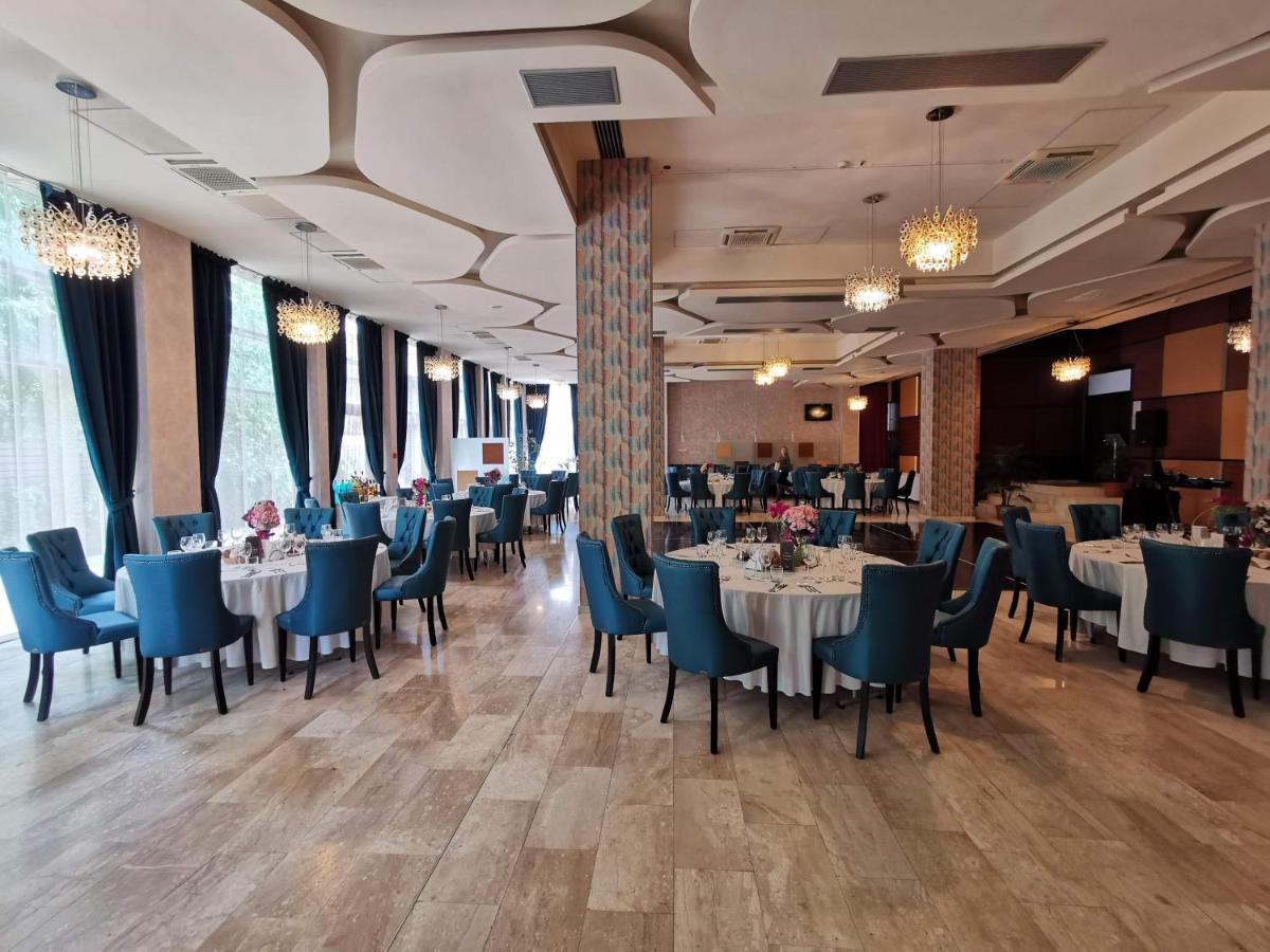 Hotel Wyndham Cluj Zewnętrze zdjęcie